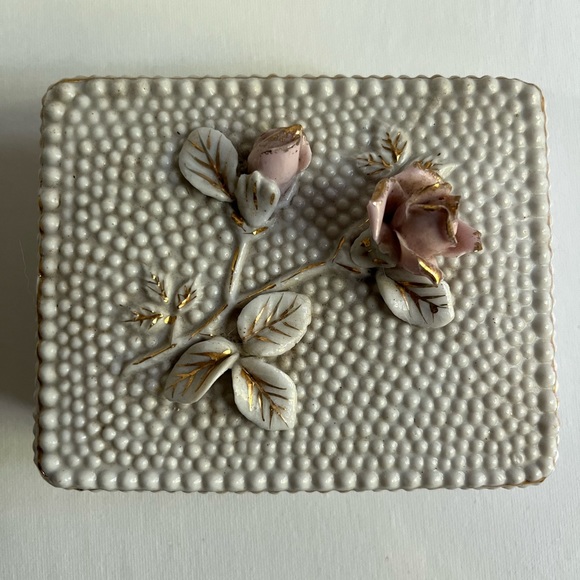 VTG MCM 1950s Thames Hand Painted Pink Rose Textured Trinket Box - Picture 2 of 8